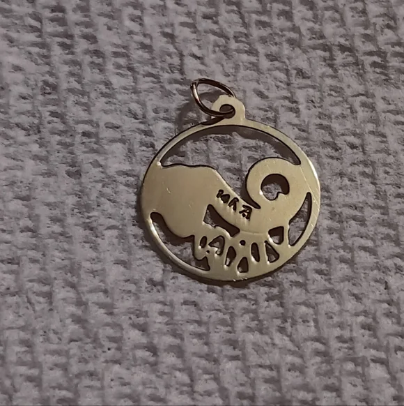 Zales Gold Zodiac Pendant Necklace - Picture 2 of 2